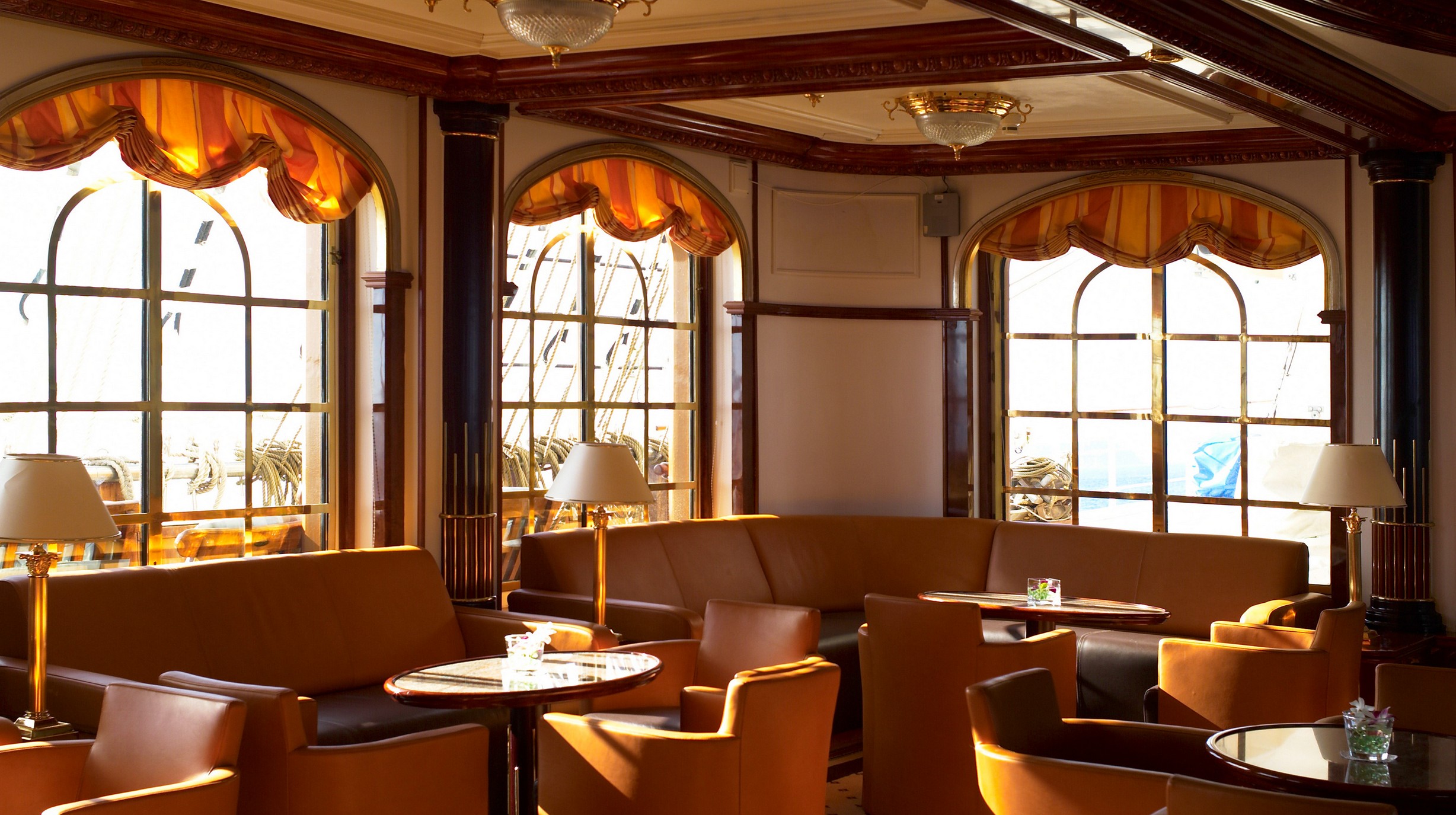 SeaCloud_II_Lounge_03
