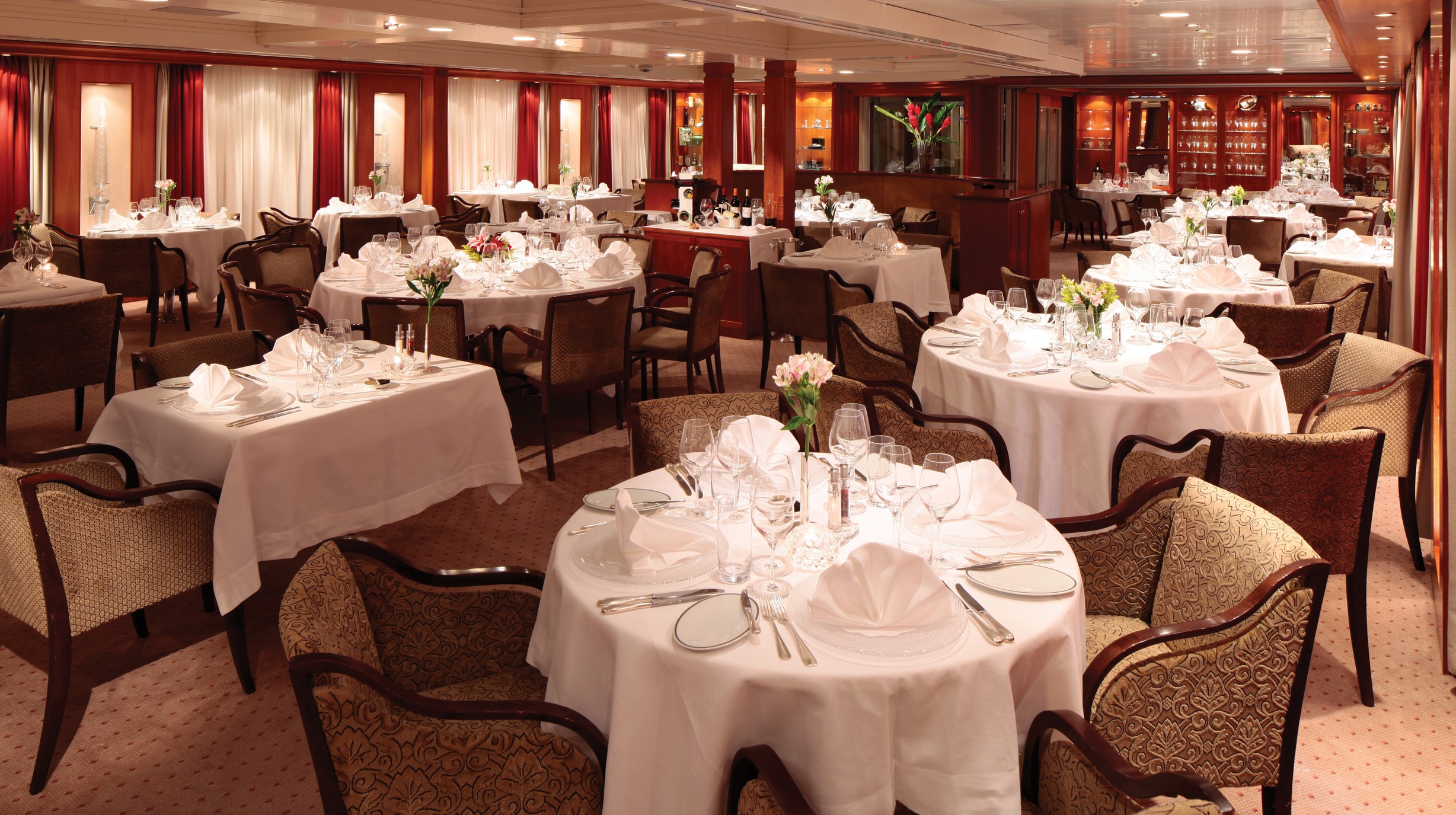 Dining Salon without waiter