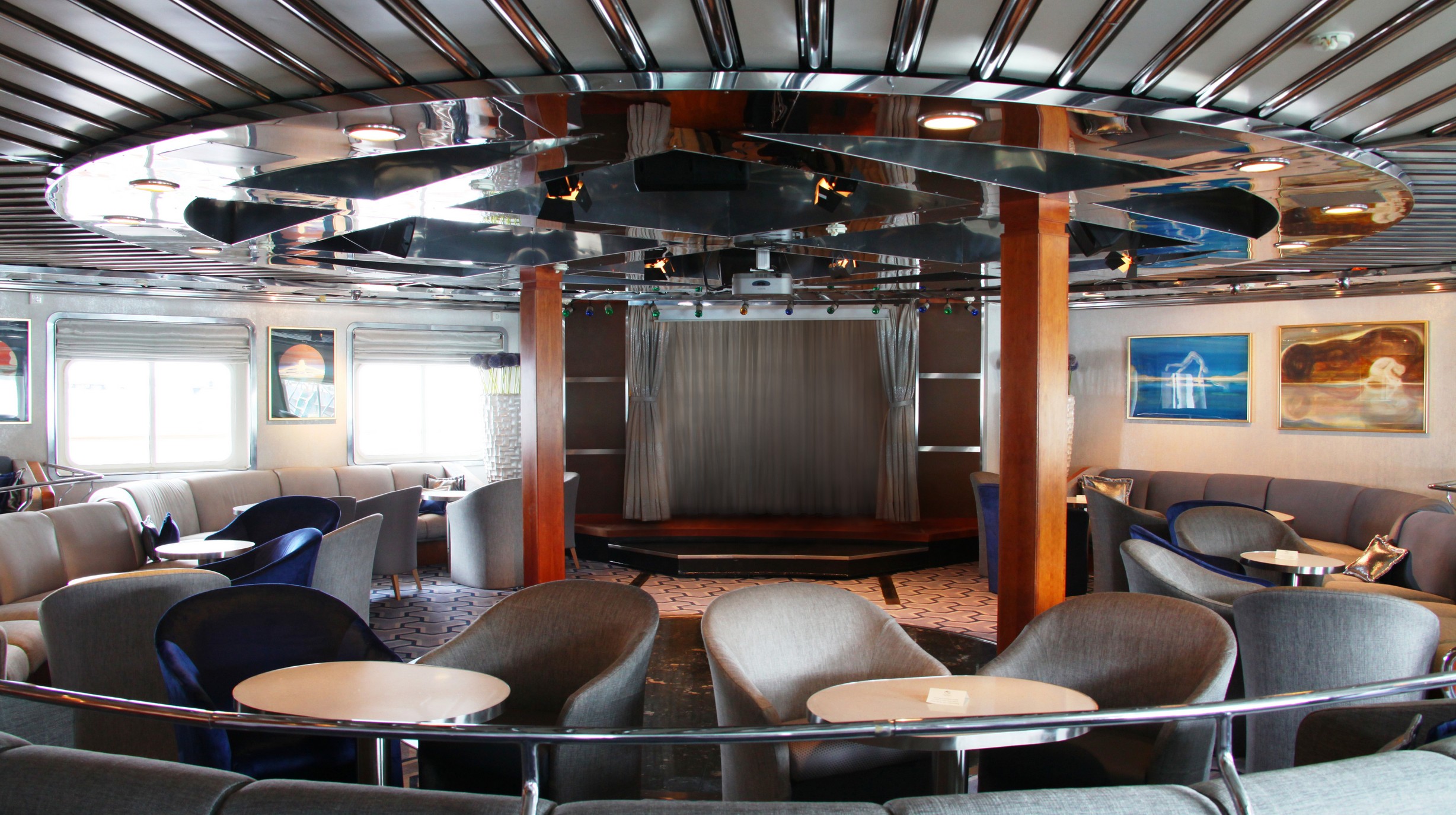 Grand Salon1