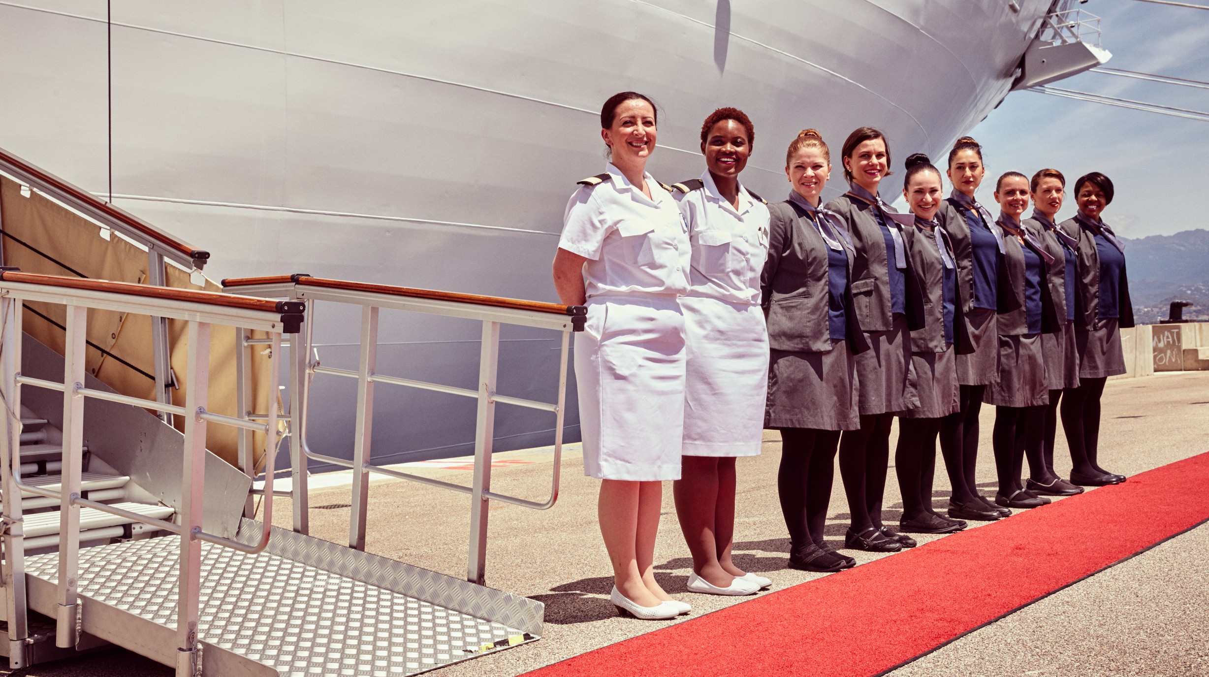SBN_Encore_SH17_OFFICER_LINE_UP_0016