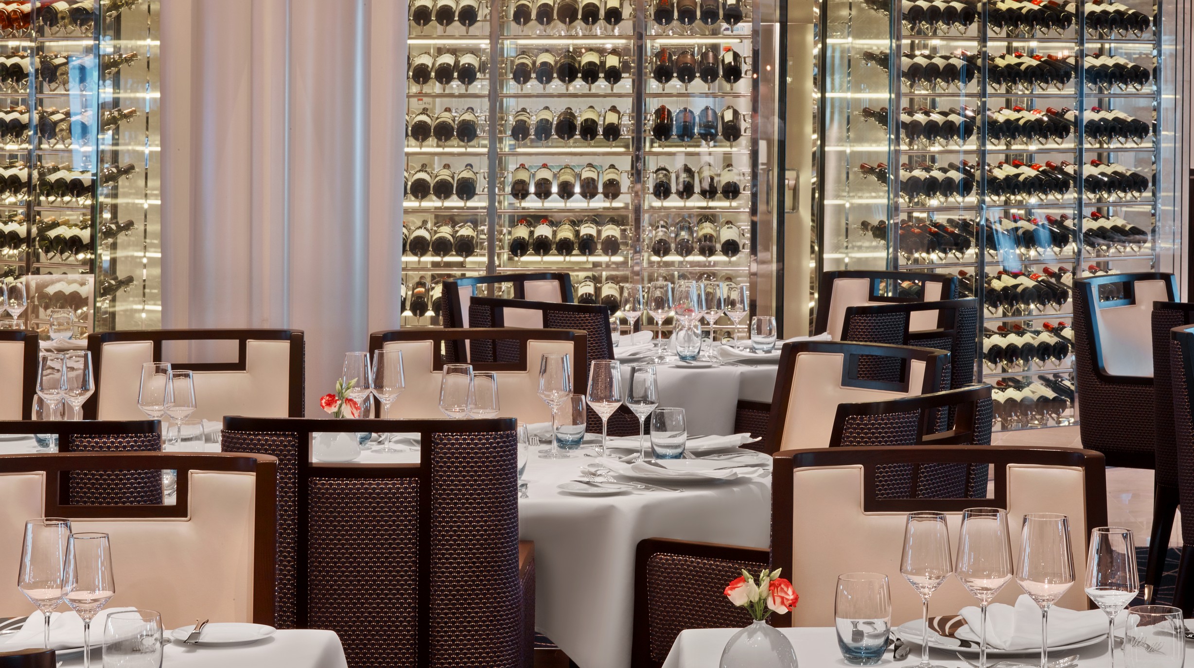 Seabourn_Encore_RestaurantWineTower_EL16C00105