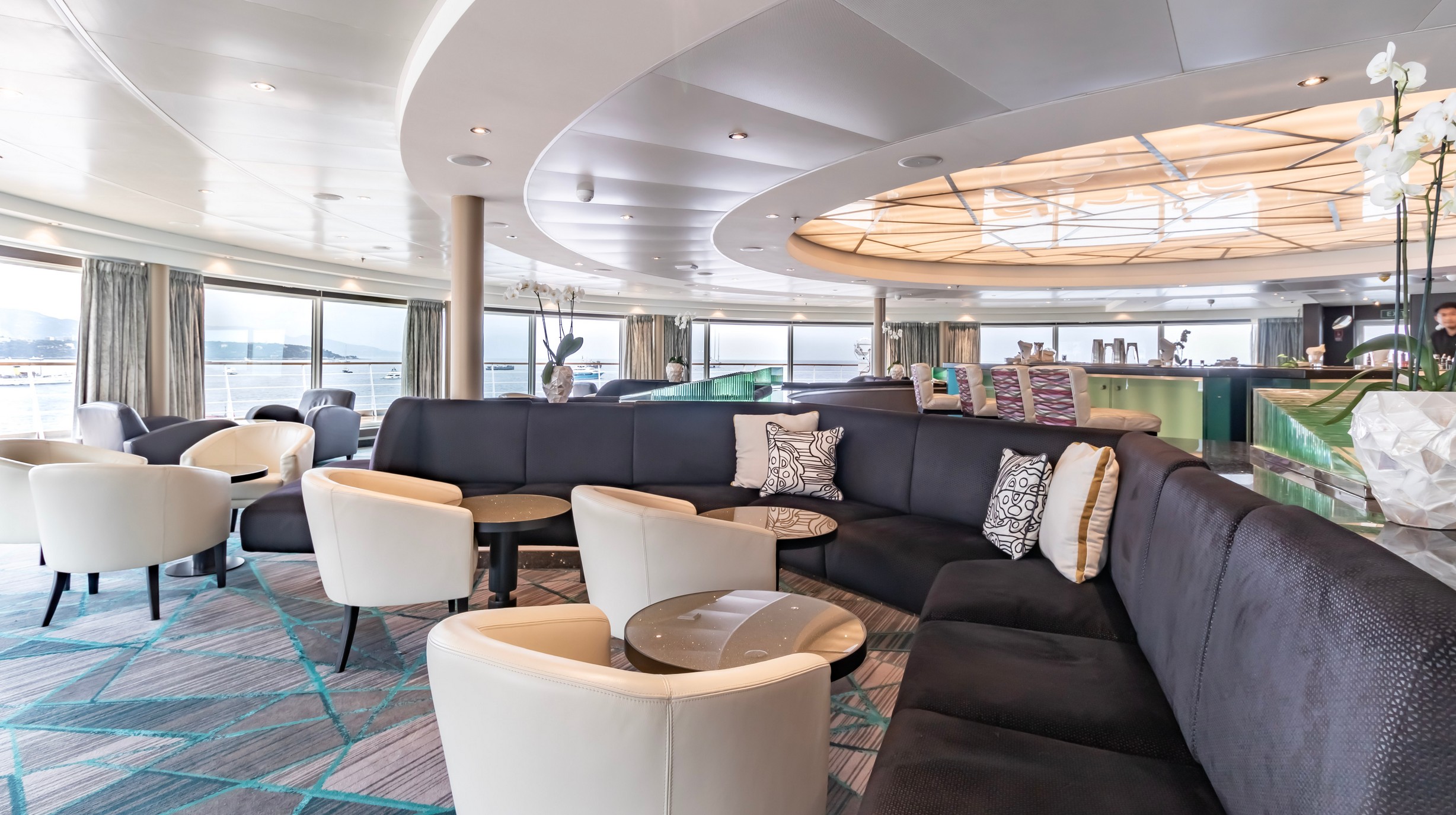 Seabourn OSQ - Observation Bar