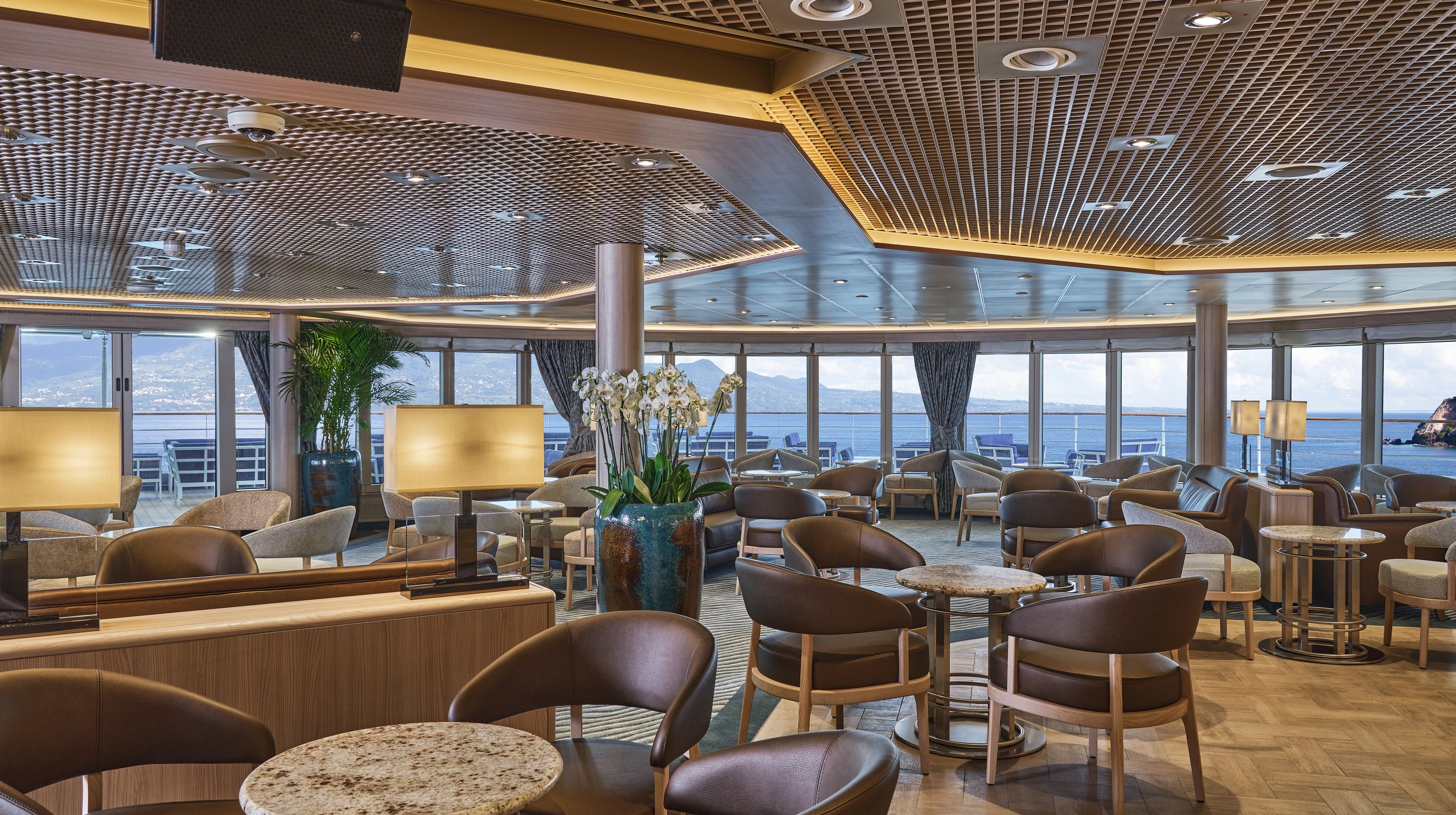 Silver Moon Panorama Bar Silversea