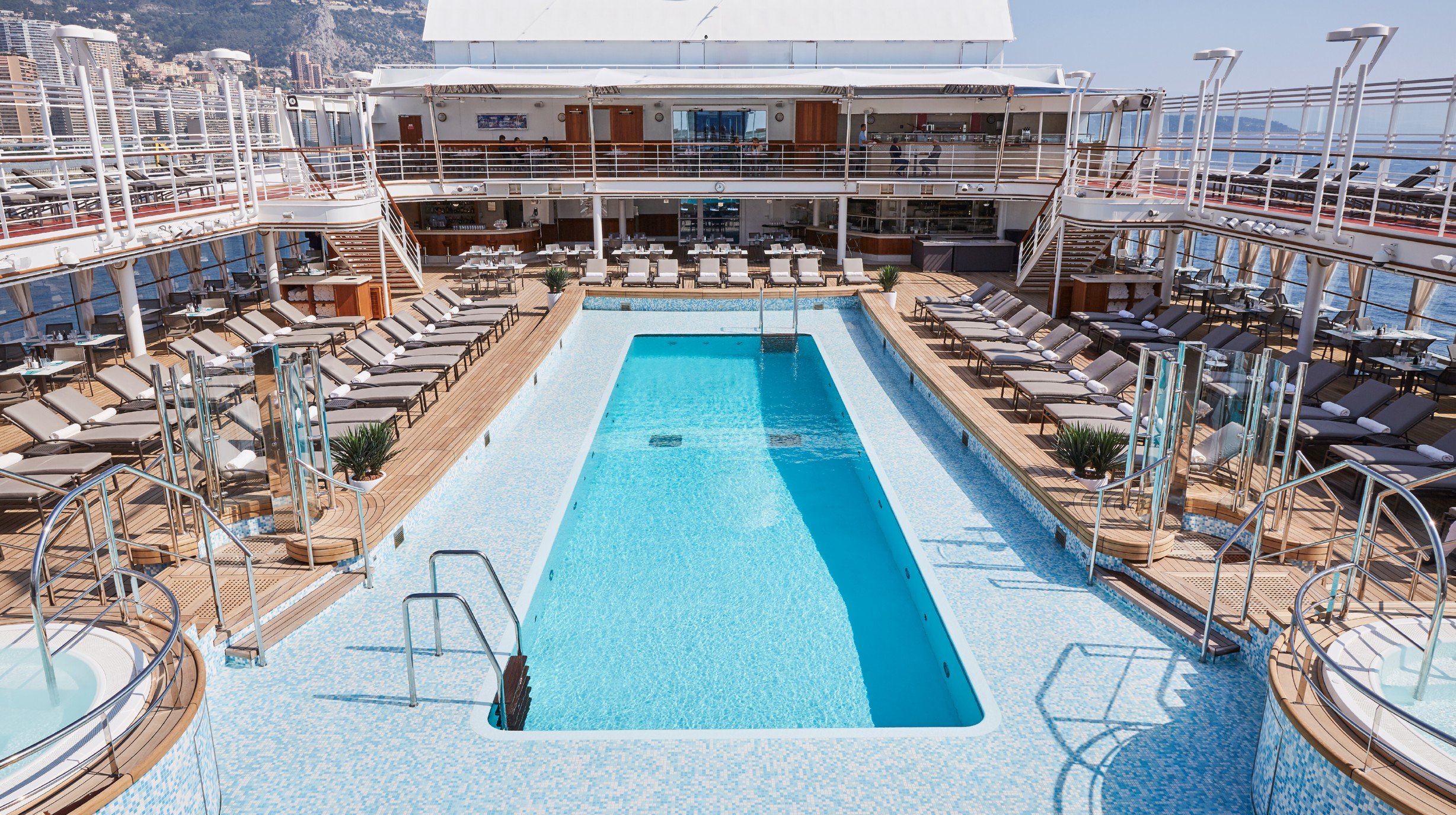 Silver Muse Pool deck (1)