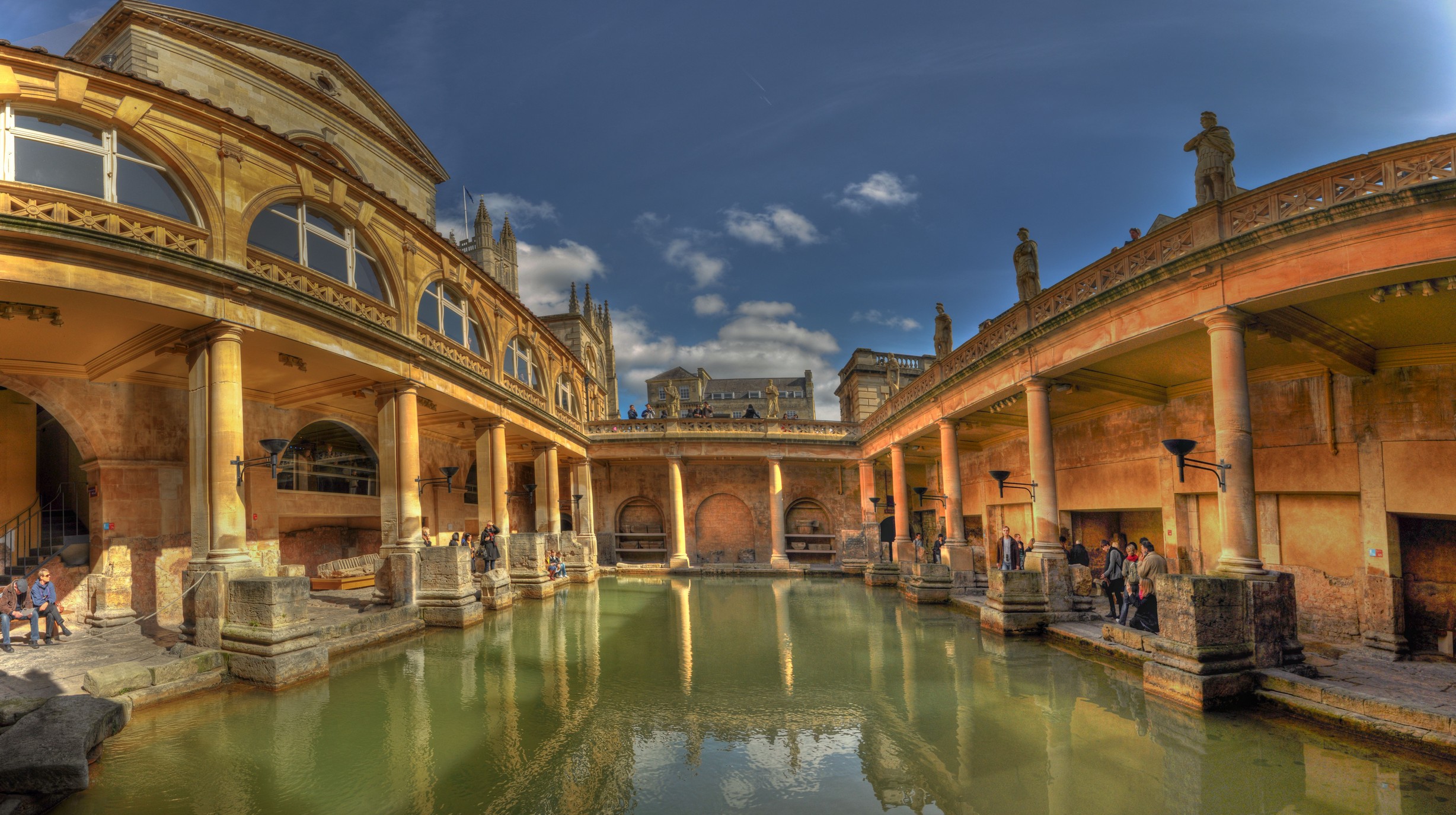 Bath, shutterstock_95282467