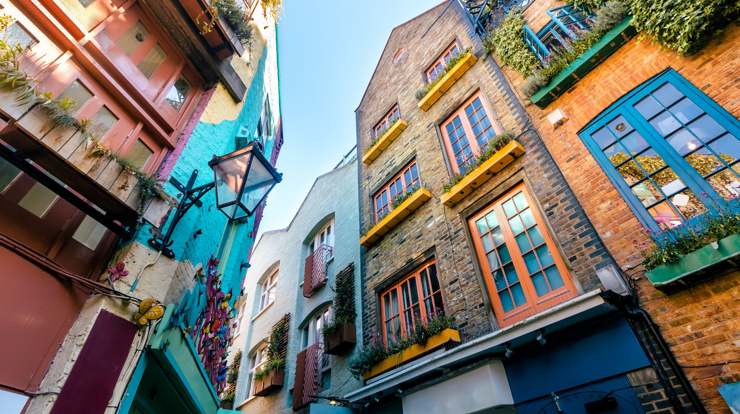Covent Garden Londen shutterstock_1714687879