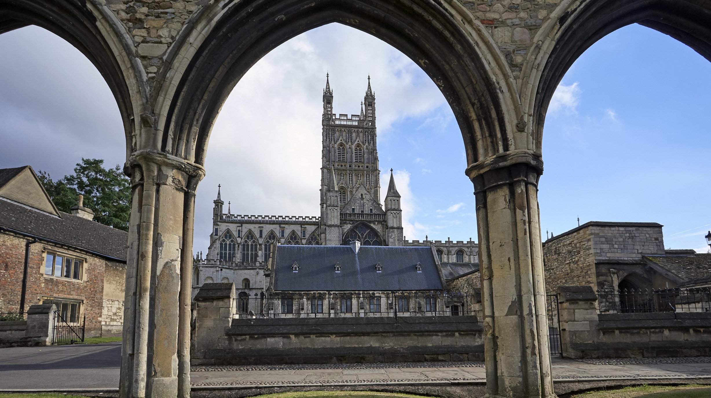 Gloucester Cathedral shutterstock_565490419