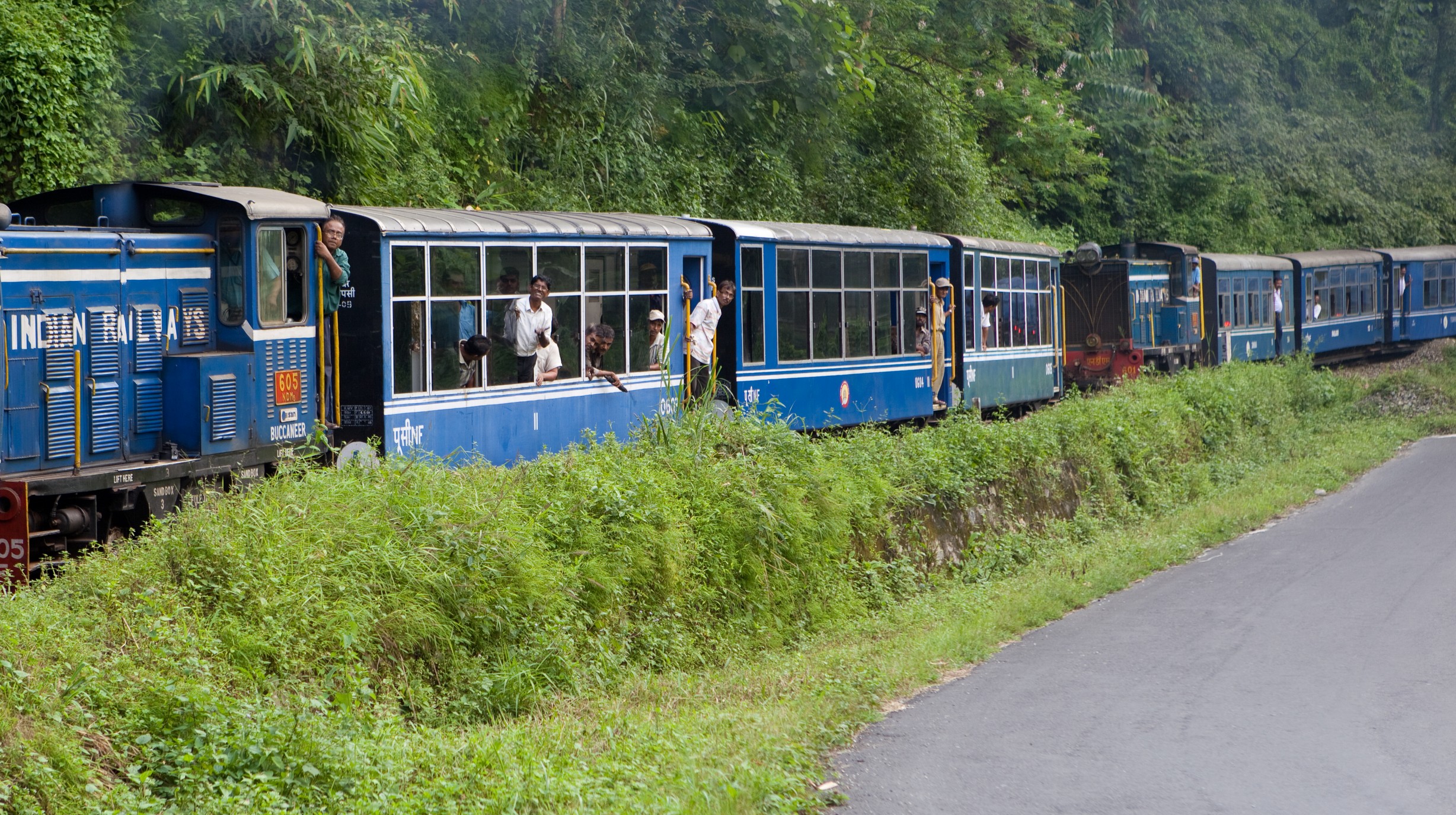 JB2009-09 India-Darjeeling Mail 725