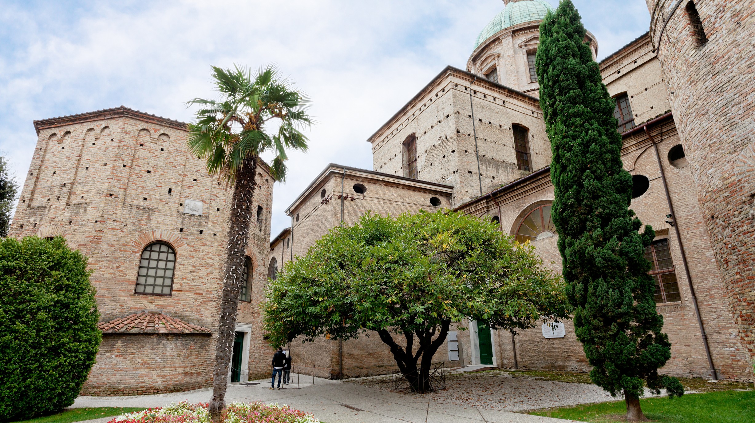 shutterstock_121669900 Archiepiscopal Museum