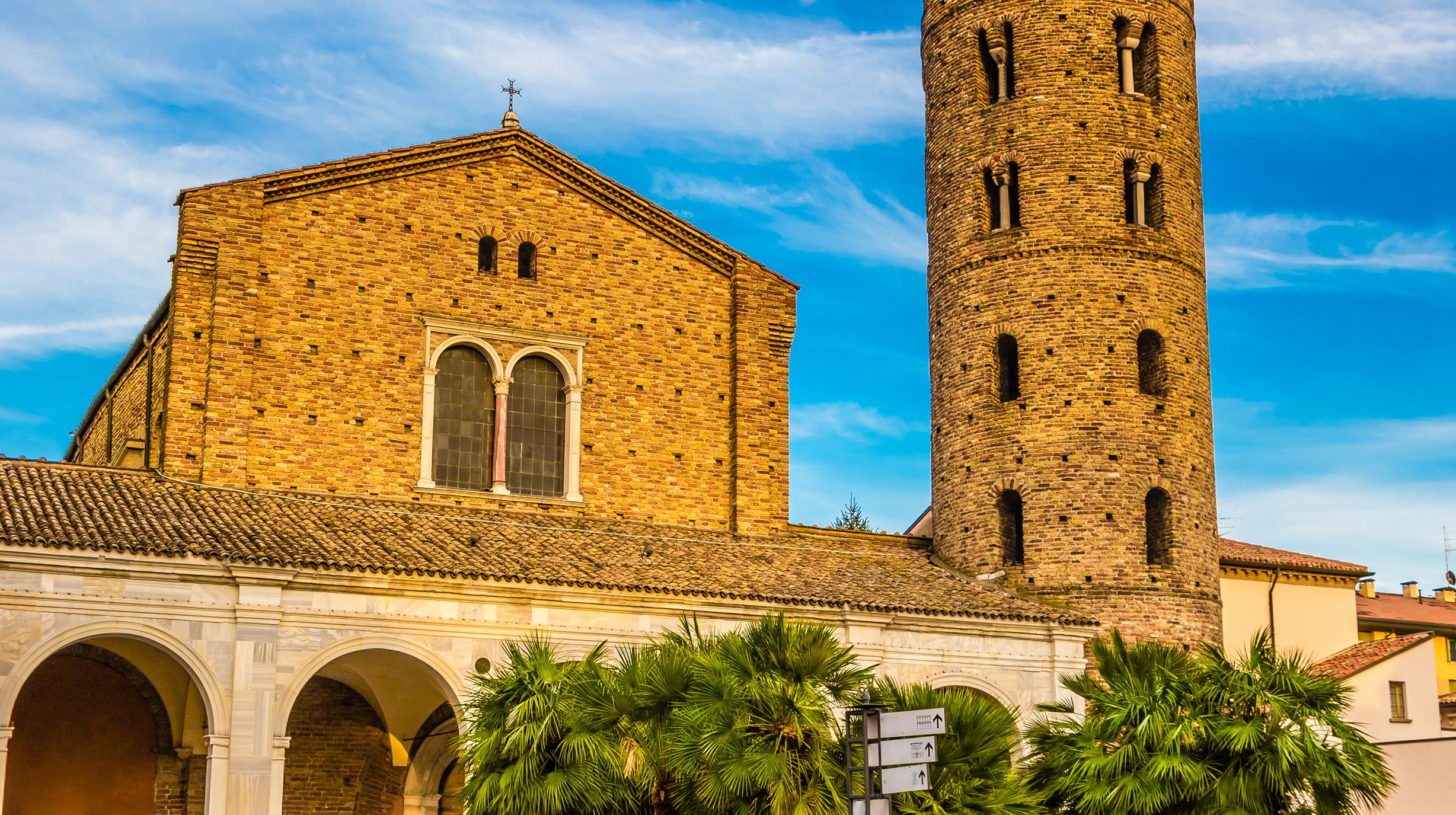 shutterstock_1491046469 Basilica di SantApollinare Nuovo