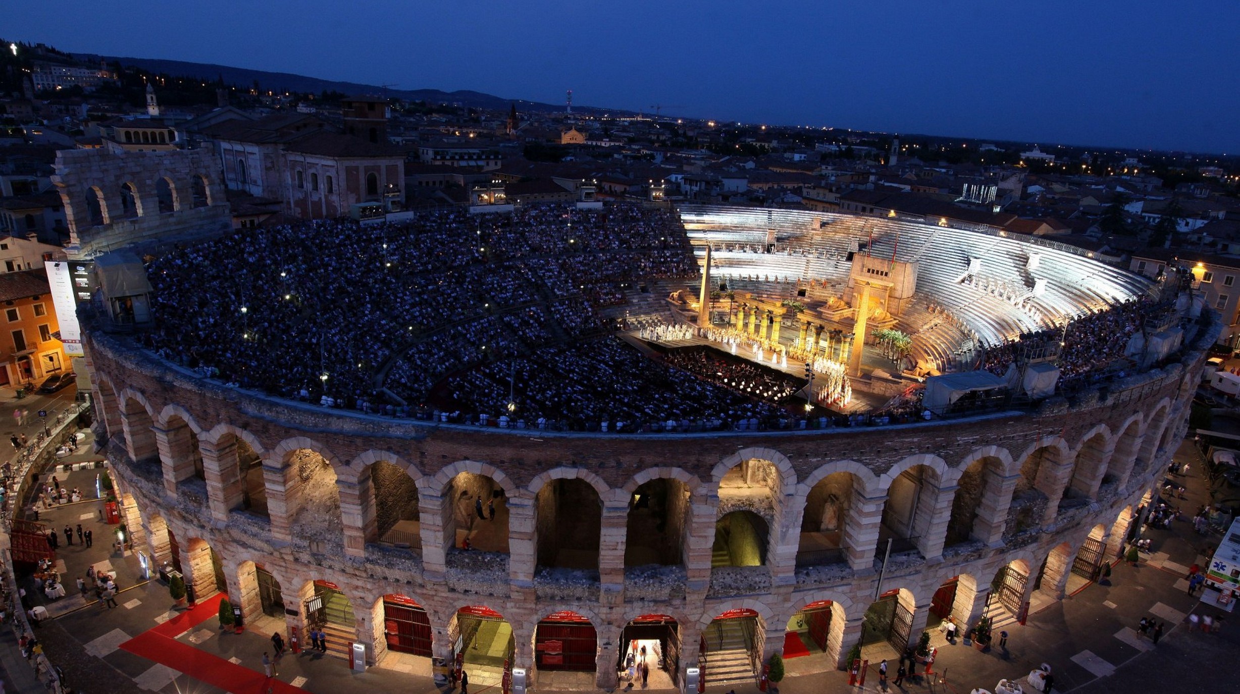 Opera's en concerten tijdens de 100ste editie van het Verona operafestival