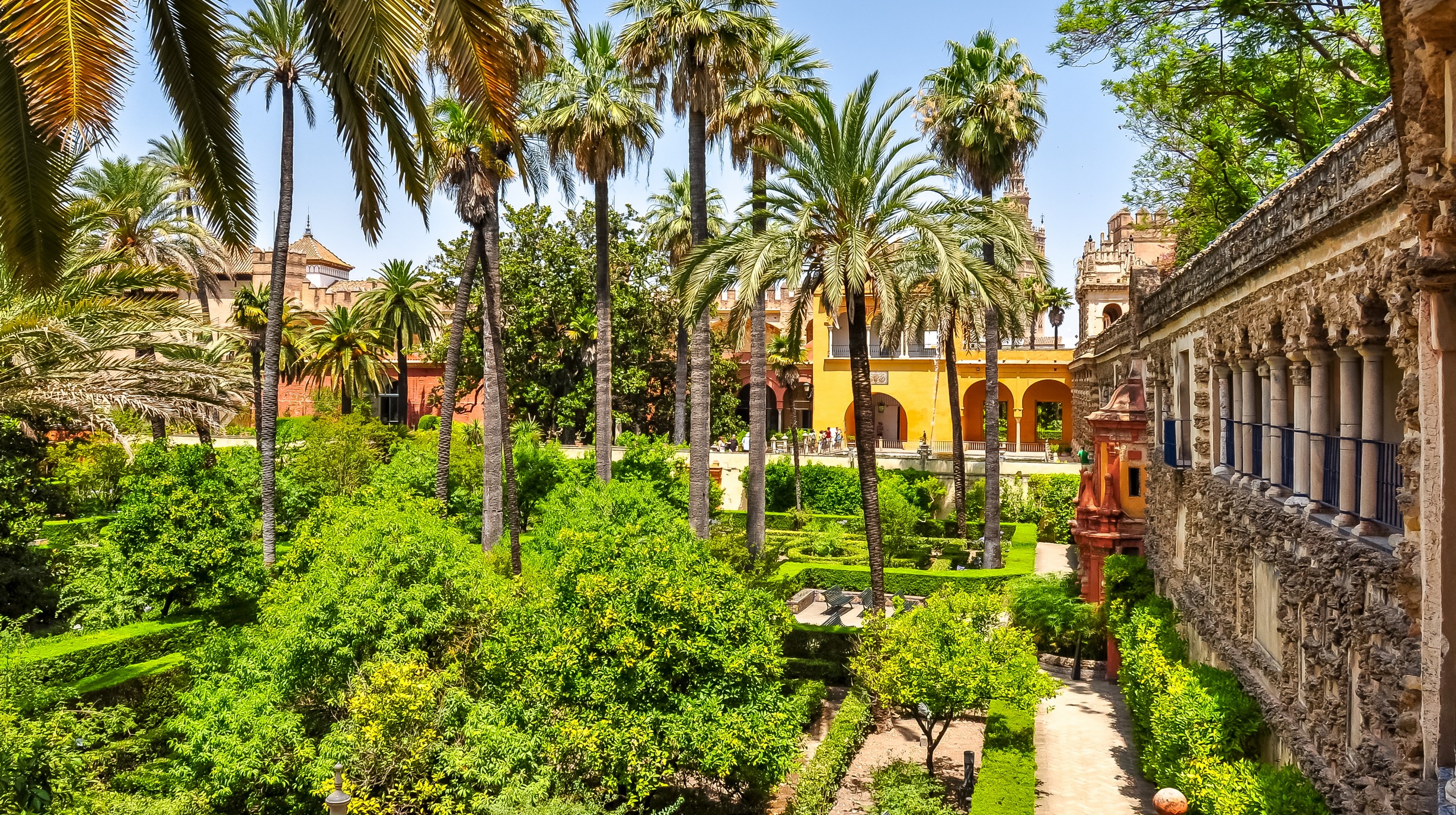 Sevilla Alcazar gardens, shutterstock_1363725062