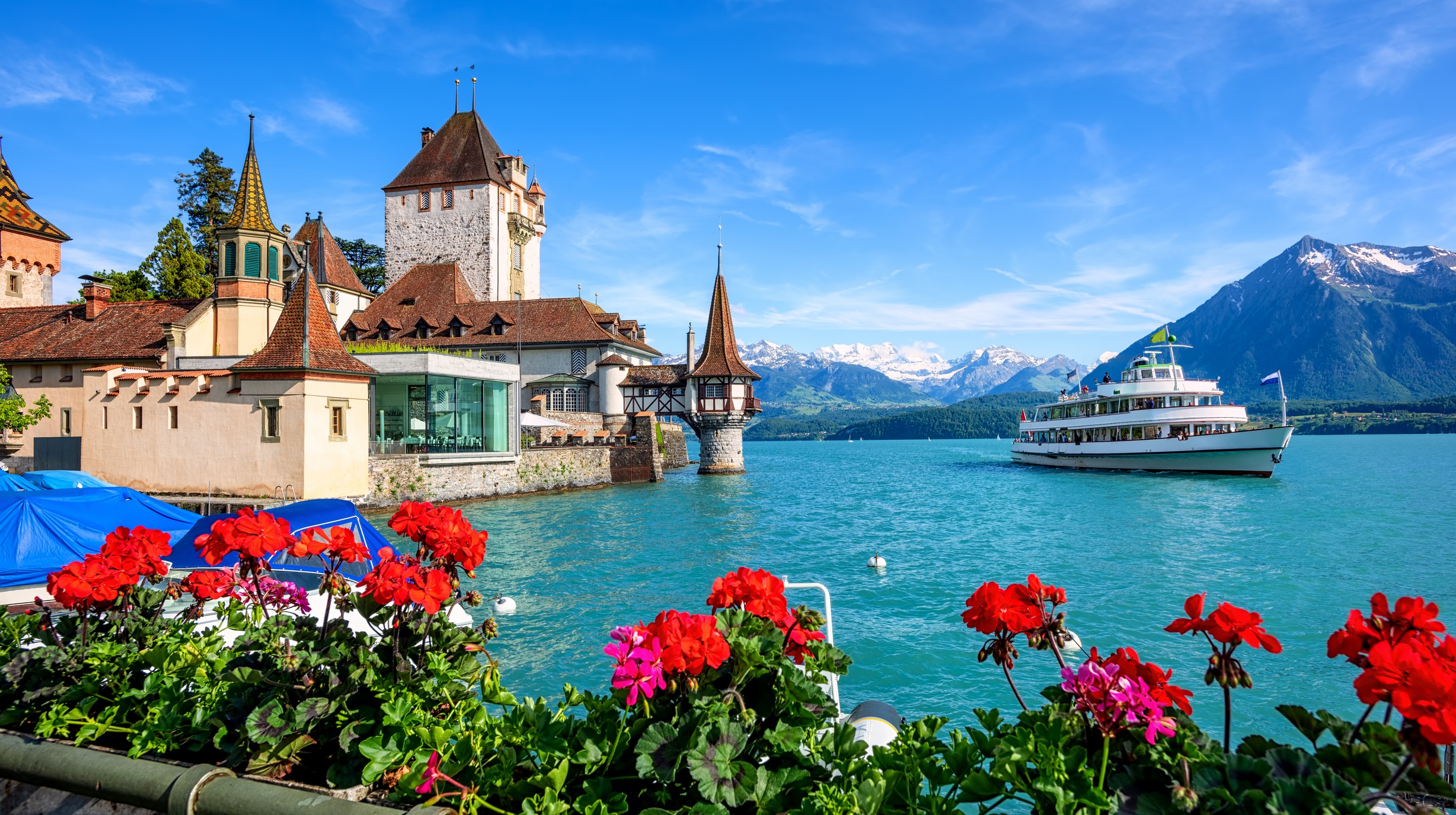 Thun shutterstock_1439270183