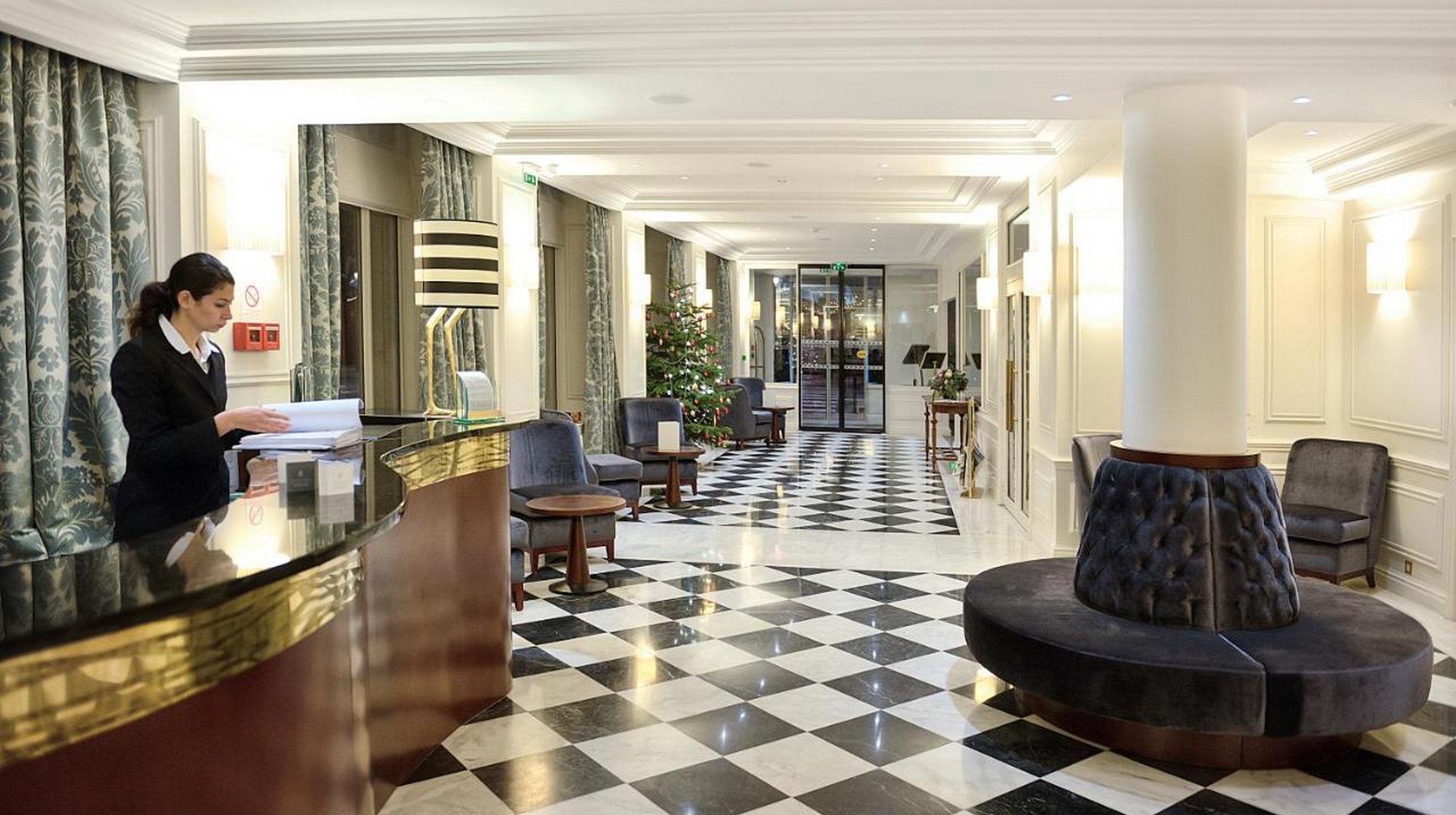 Cruise Azamara