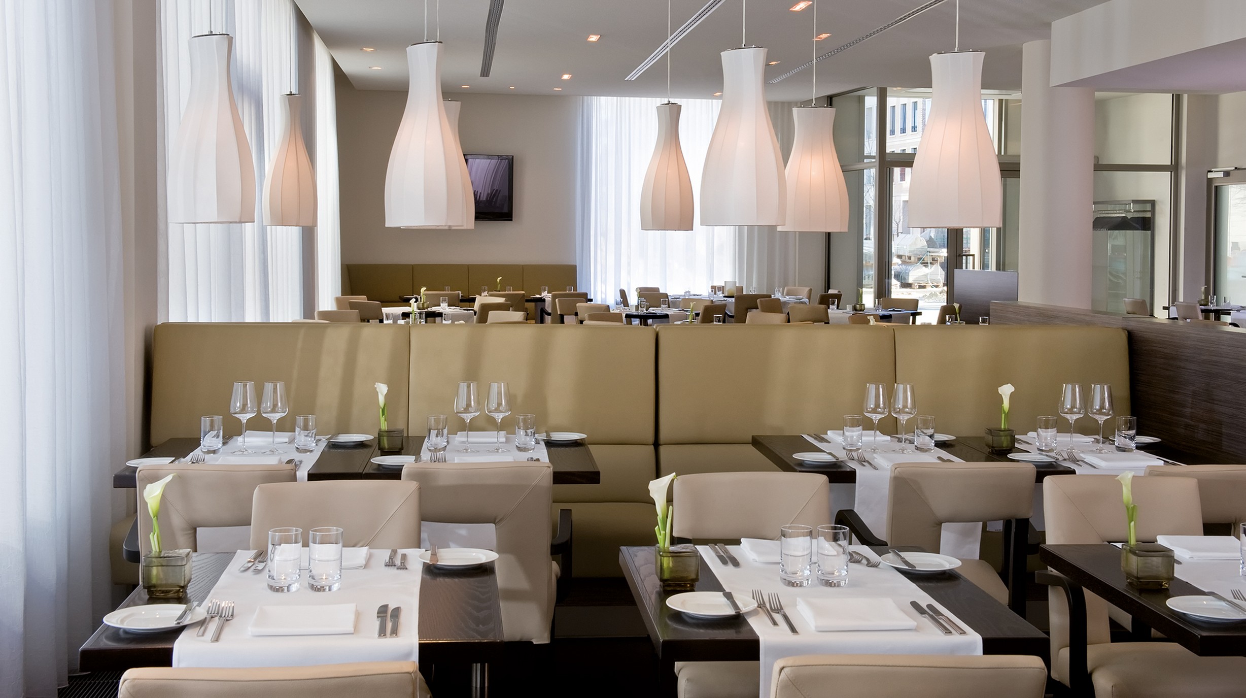 hotel_arcotel_johnf_berlin_restaurant_2