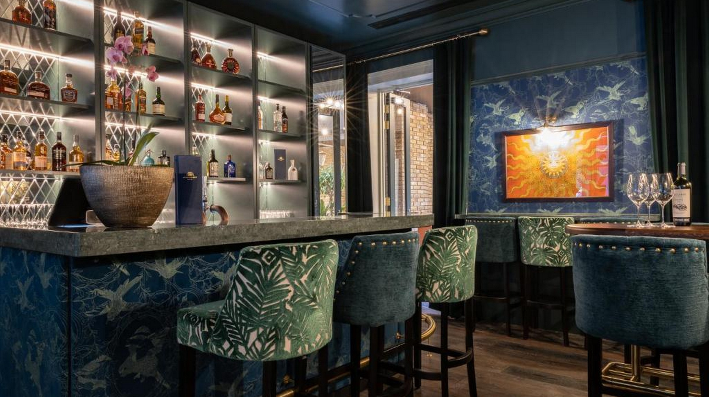 Sun Street Hotel bar