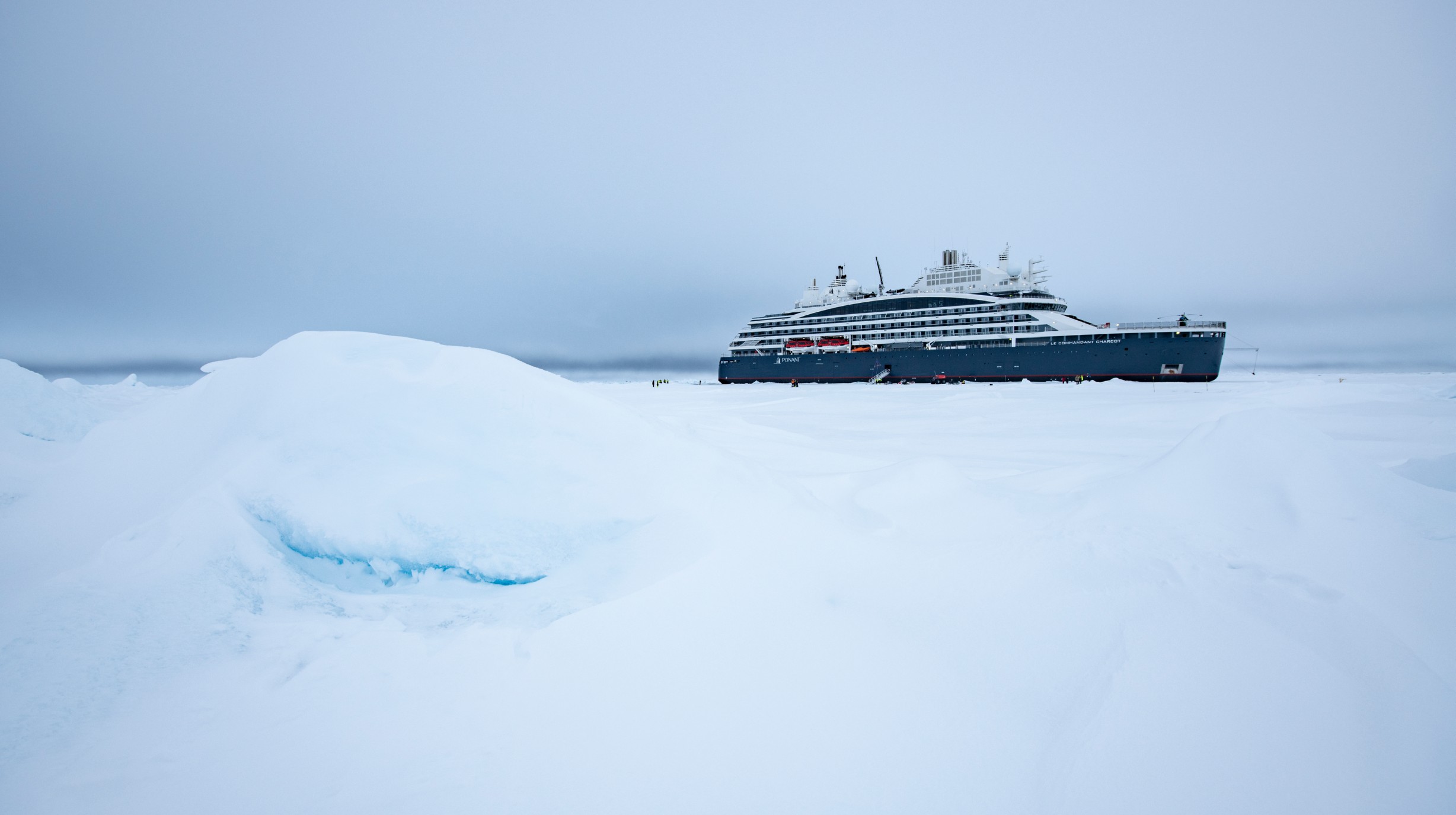 Cruise Le Commandant Charcot 